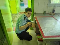 并完整留存供应商证照及